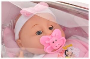 Interaktywna Lalka Dolly + Smoczek, Kocyk  - mówi, płacze - Uszkodzona